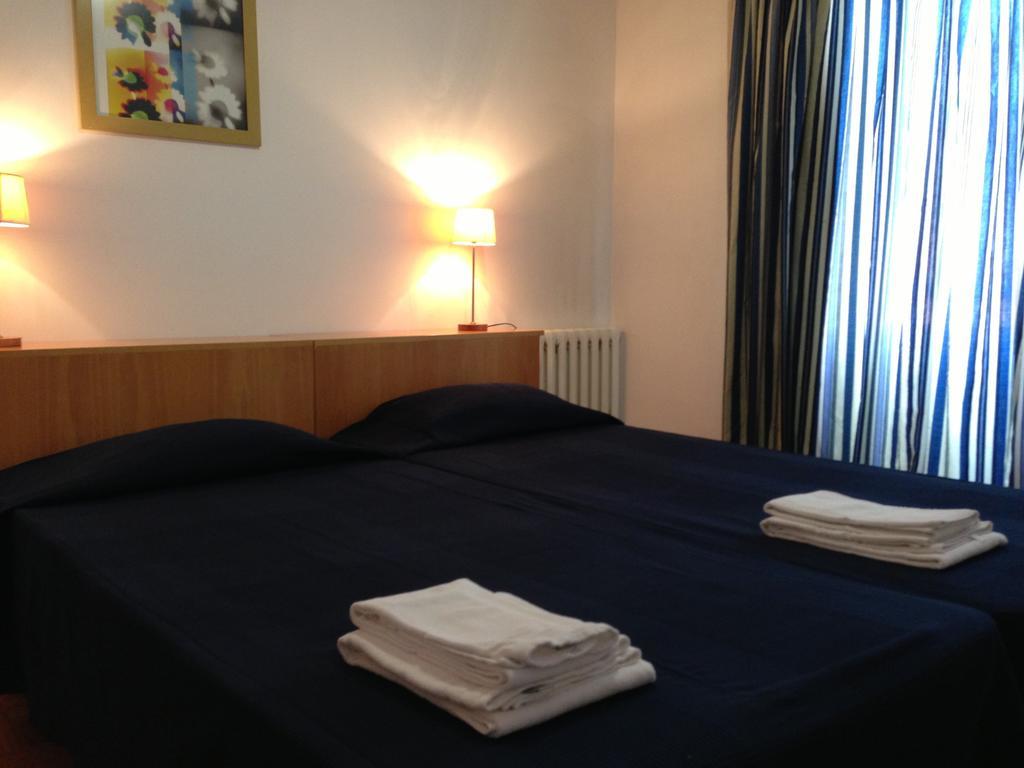 Spru Lisbon Summer Accommodation Quarto foto